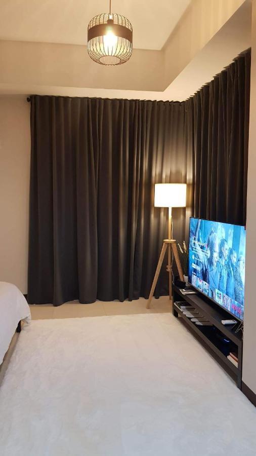 101 Newport Blvd C2 4F By Rechelle Nunag Pasay Luaran gambar
